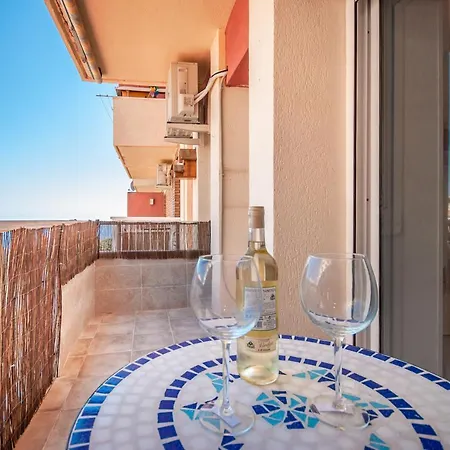 Cubo's Iris Apartment Benalmadena