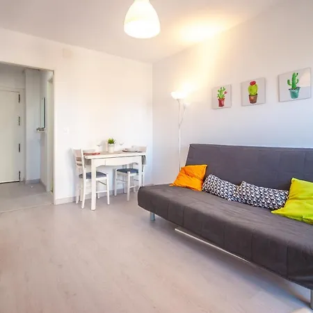 Cubo's Iris Apartment Benalmádena